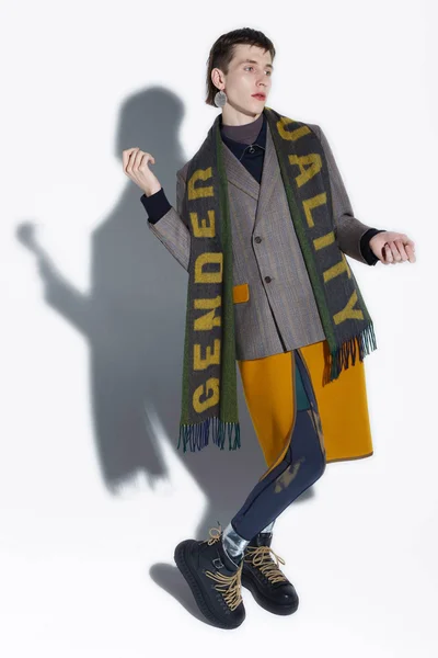 Look 1